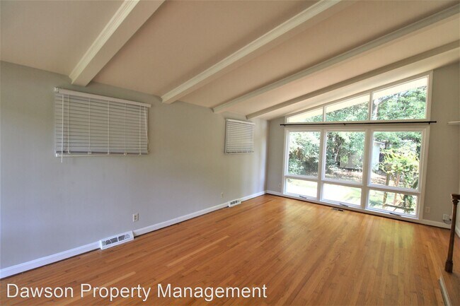 Building Photo - 3 br, 1.5 bath House - 6645 Candlewood Drive