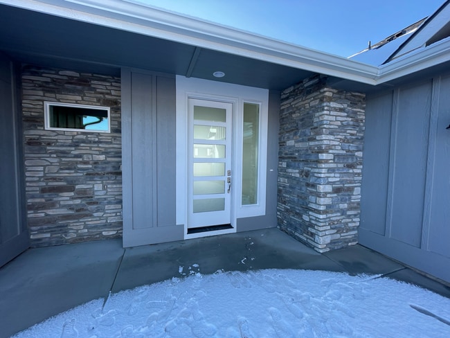 Building Photo - 2145 E Valensole St