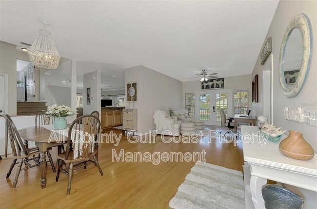 Foto del edificio - 668 Alligator Dr