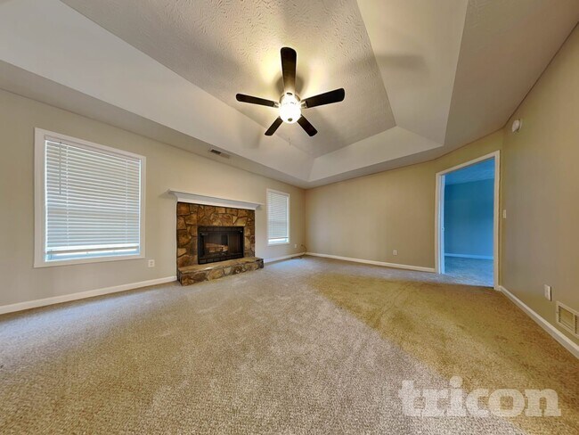 Foto del edificio - 3625 Cobblestone Dr