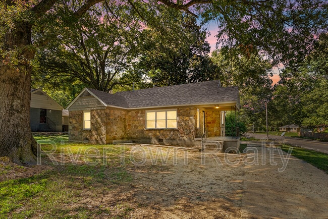 Foto del edificio - 1678 Alta Vista Ave