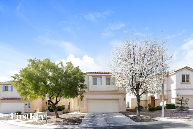 Building Photo - 9461 Magnificent Ave