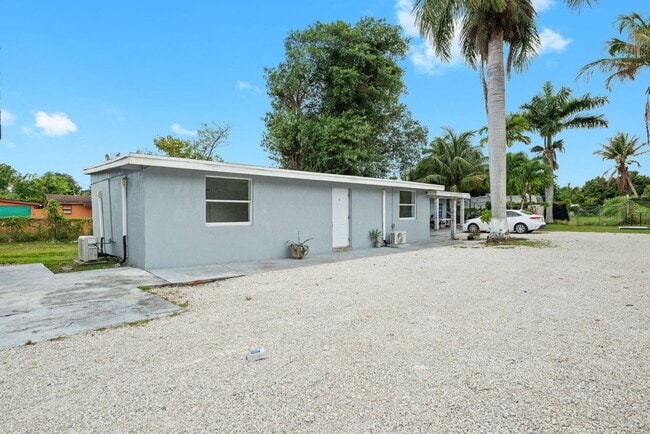 Building Photo - 10990 NW 18th Ave