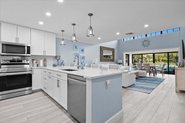 Building Photo - 2359 Treasure Isle Dr