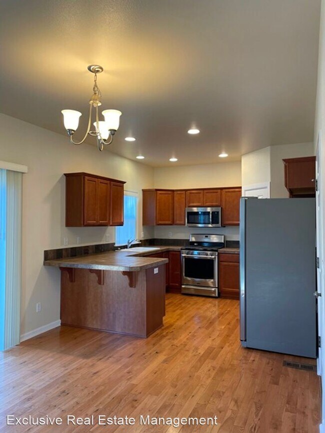 Building Photo - 3 br, 2.5 bath House - 3722 Birddog Drive