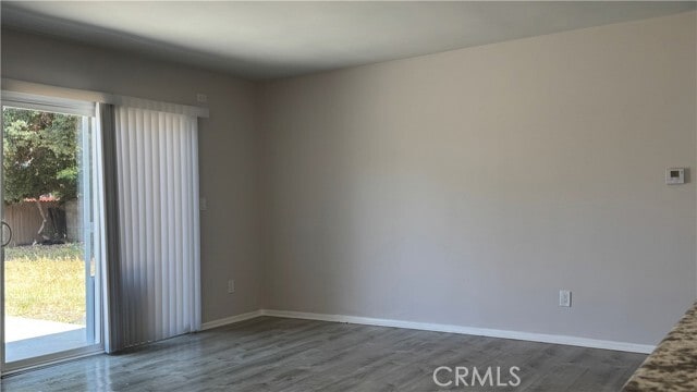 Foto del edificio - 10523 Hayvenhurst Ave