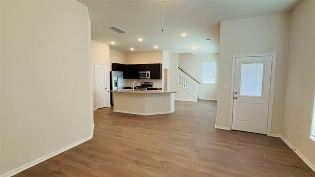 Building Photo - 405 Magnolia Ln