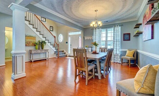 Foto del edificio - 561 Graphite Trl