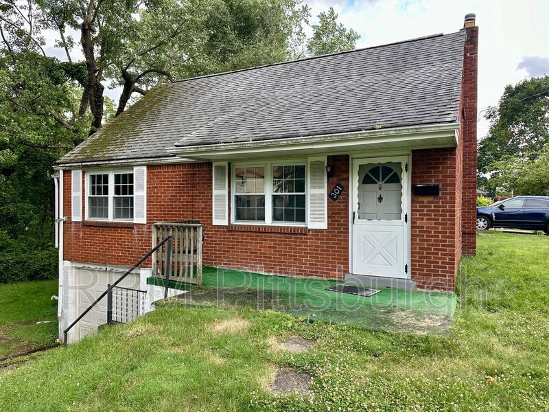 Primary Photo - 301 Pennview Ave