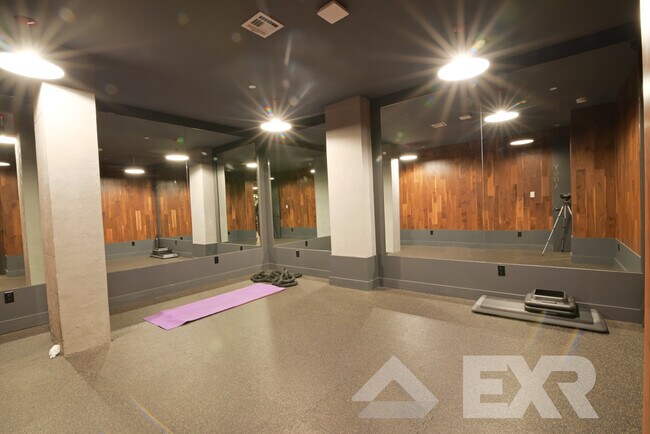 Building Photo - 115 Stanwix St