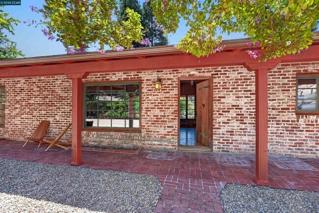 Foto del edificio - 755 Glenside Dr