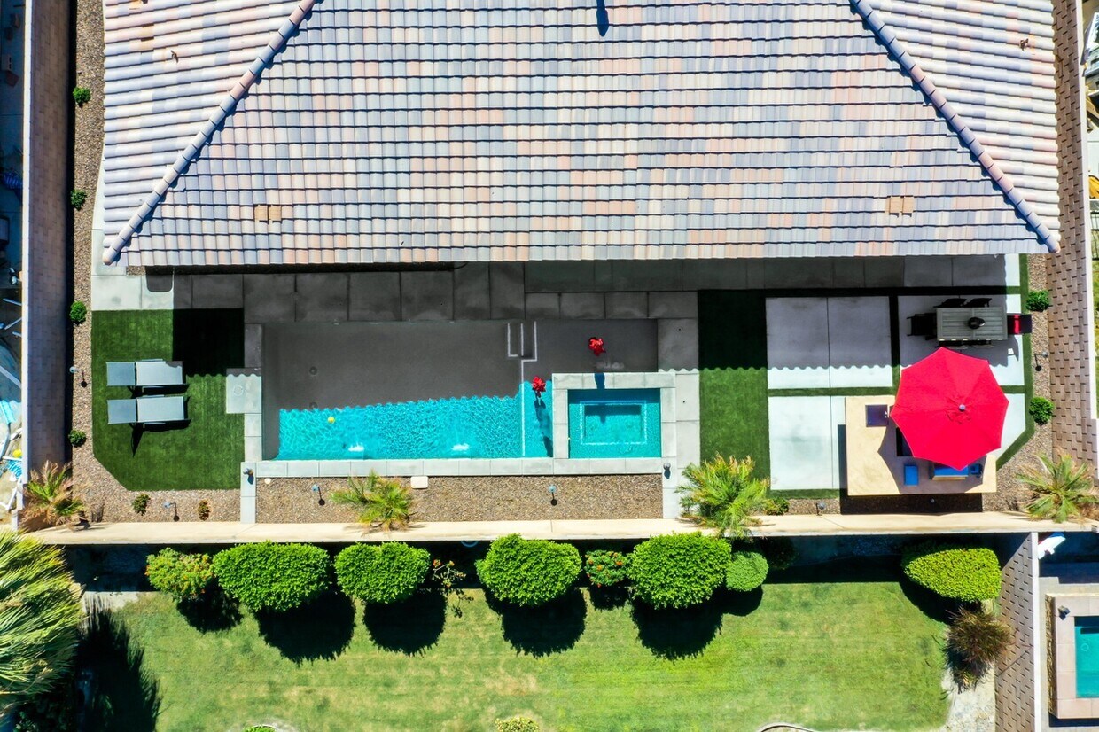 Foto principal - 83420 Lonesome Dove Rd