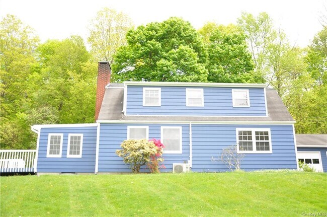 Building Photo - 189 Federal Hill Rd