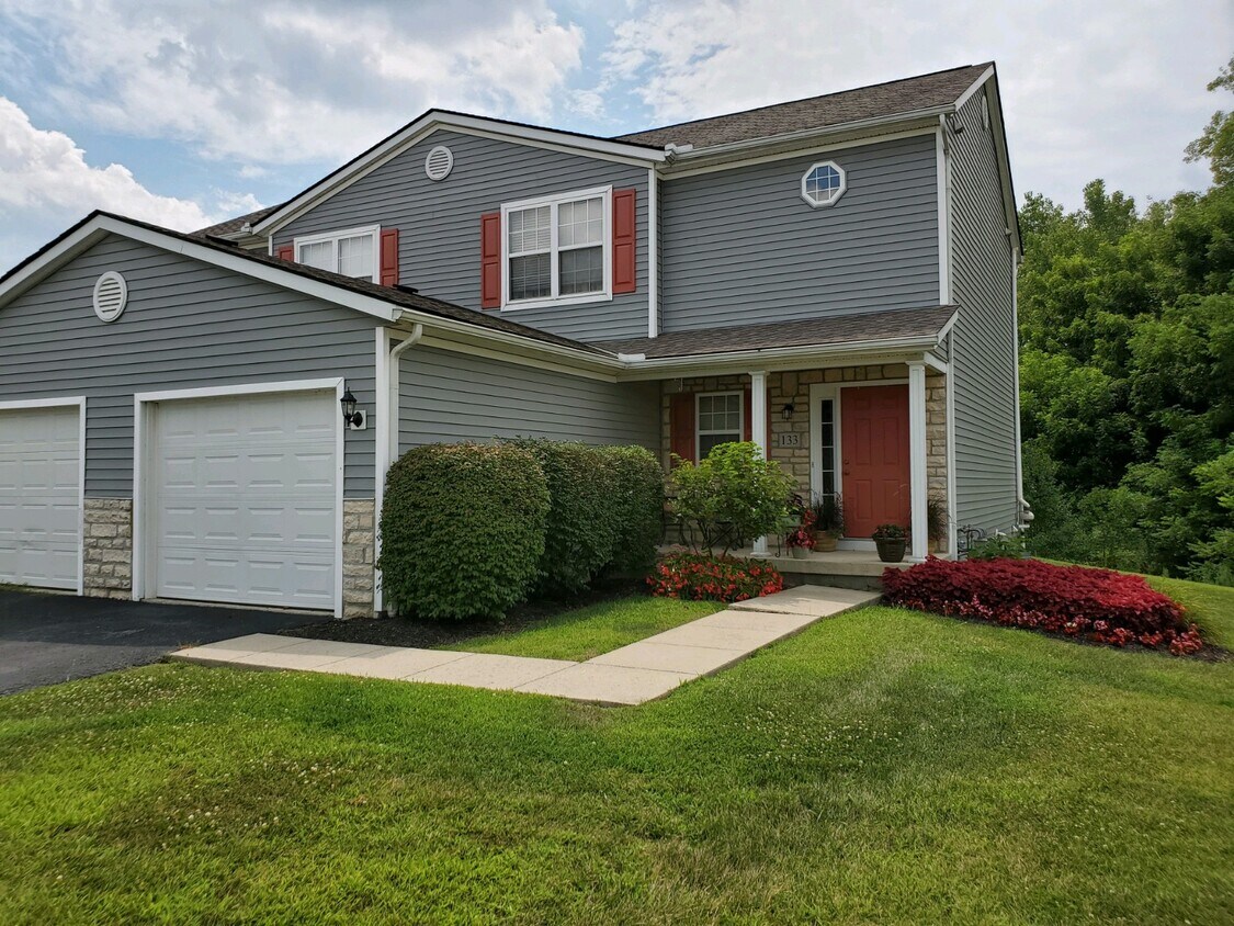 102 Wagnalls Ct, Pickerington, OH 43147 Townhome Rentals in