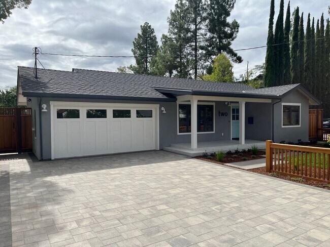 Building Photo - Completely Remodeled Home in Prime Los Gat...