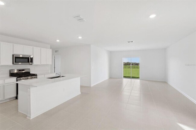 Foto del edificio - 7493 Capstone Dr