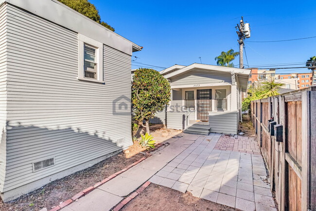 Building Photo - 3673 3rd Ave