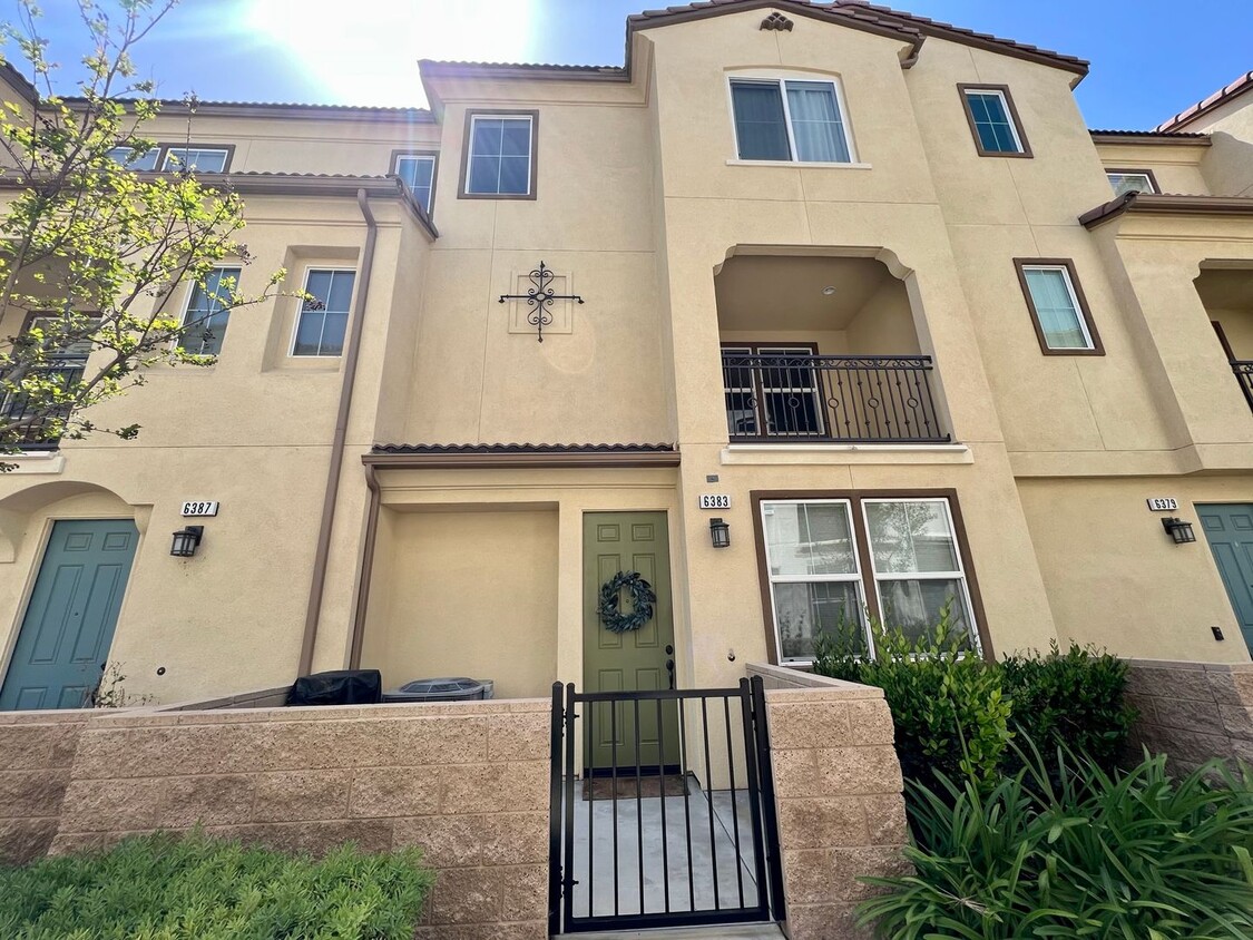 6383 Aquila Wy, Eastvale, CA 91752 Townhome Rentals in Eastvale CA