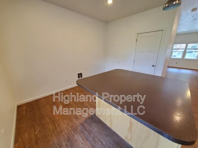 Foto del edificio - 1215-1217 NE Monroe St