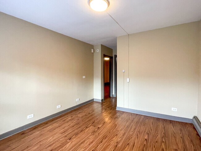 Foto del edificio - 3450 W Le Moyne St