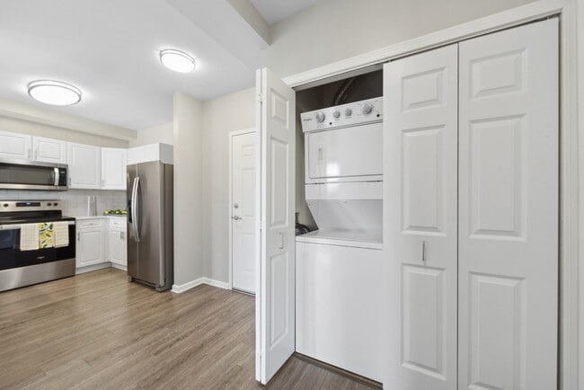 Building Photo - HighPoint