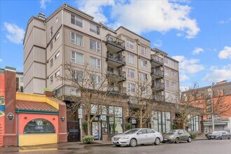 Building Photo - 12334 31st Ave NE