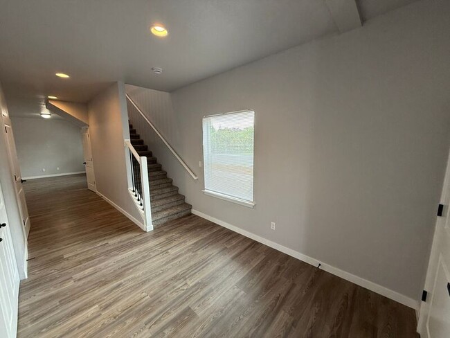 Foto del edificio - 875 Hickory St NE
