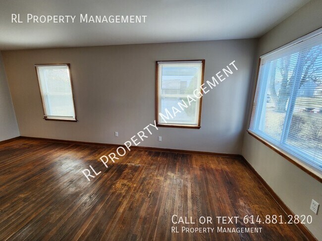 Building Photo - Charming 3 bedroom 1 bathroom home in East...