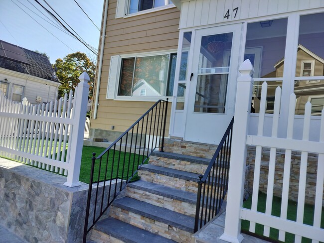 Foto del edificio - 47 Cottage St