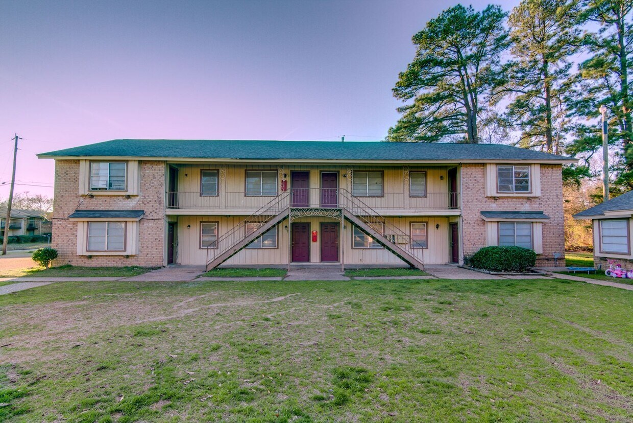 Primary Photo - Apartment for rent!
