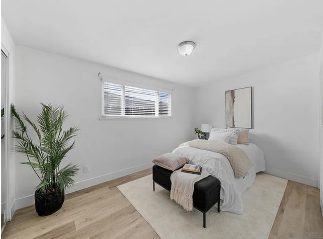 Foto del edificio - 744 Oneonta Ave