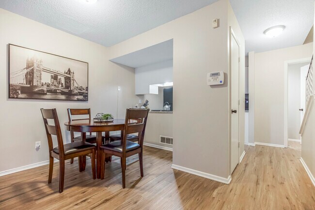 Foto del edificio - 3121 Eaton St