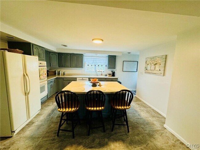 Building Photo - 25054 NY-12