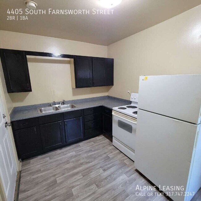 Foto del edificio - 4405 S Farnsworth St