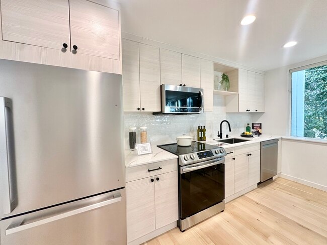 Foto del edificio - 12013 36th Ave NE