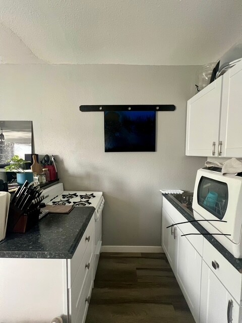 Foto del edificio - 1213-1219 12th St