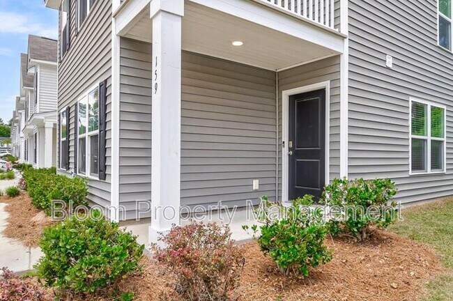 Building Photo - 159 Spencer Cir