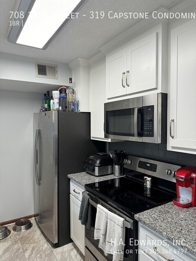 Photo - 708 11th Street-319 Capstone Condominiums