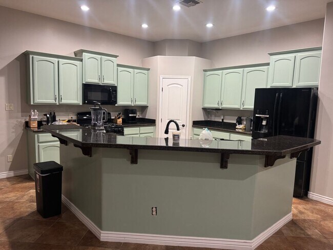 Foto del edificio - 10258 E 38th Ln