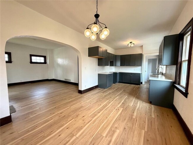 Building Photo - 1333 1st Ave