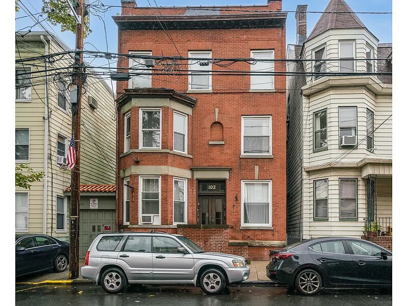 Primary Photo - 102 Jefferson St