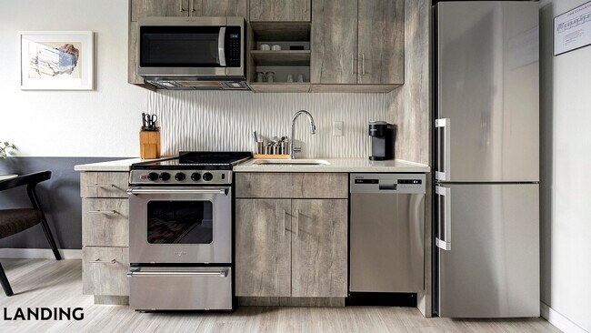 Building Photo - 3022 Zuni St