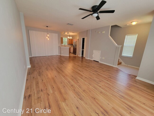 Building Photo - 2 br, 1.5 bath House - 11050 Black Swan Ct.