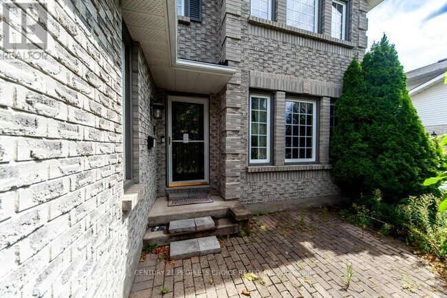 Photo du bâtiment - 963 Copperfield Dr