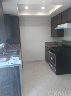 Foto del edificio - 313 Wilma Cir