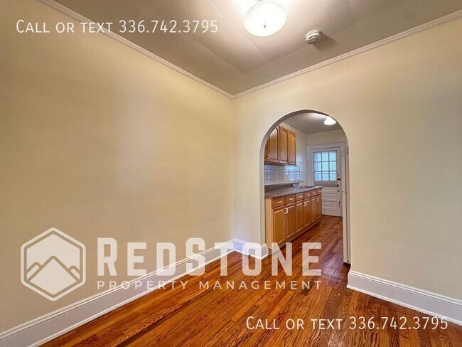Building Photo - 1 Bed, 1 Bath - Apartment