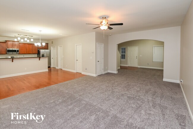 Foto del edificio - 2525 Woodsorrel Lane