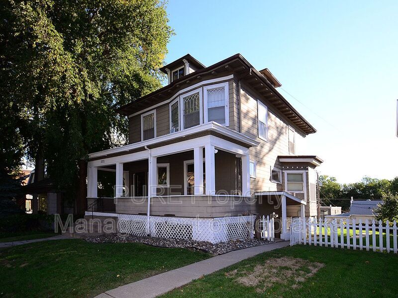 Primary Photo - 1021 S 30th Ave