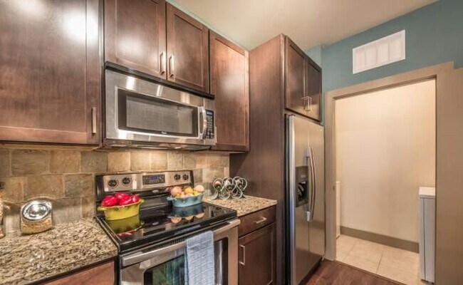 Building Photo - 2 bedroom in Grapevine TX 76051
