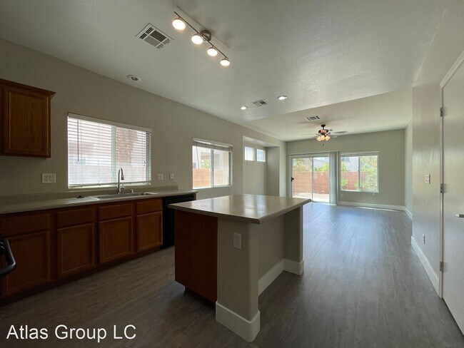 Building Photo - 3 br, 2 bath House - 6413 Sierra Sands